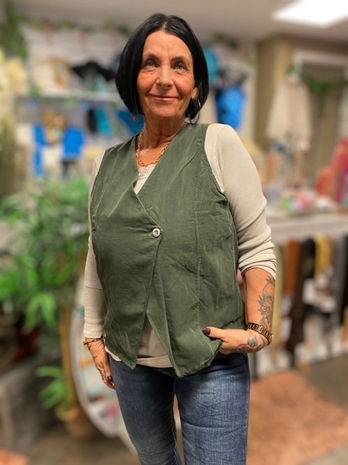 Hovedbilde Hortense Babyfløyel Vest Military