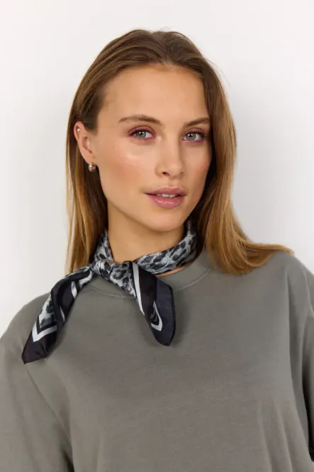 Hovedbilde Soyaconcept Pim Silkeskjerf