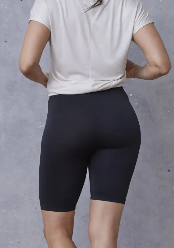 Isay Nilla Short Legging